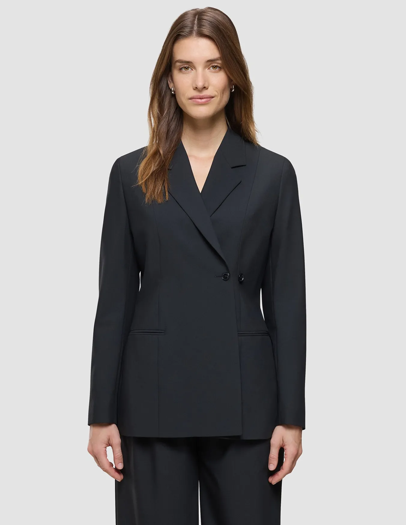 Avira Suit Wide Black