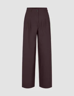 Avira Suit Wide Burgundy Berry