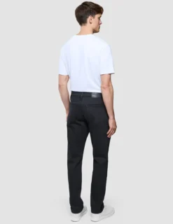 Classic Jeans Regular Stay Black