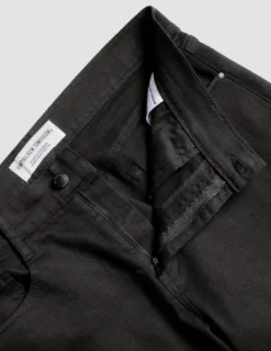 Classic Jeans Regular Stay Black