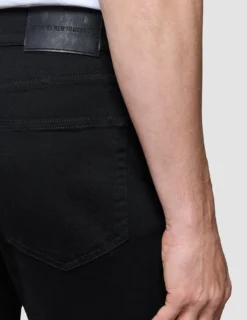 Classic Jeans Slim Stay Black