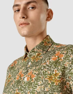 Classic Short Sleeve Shirt Flower Oasis