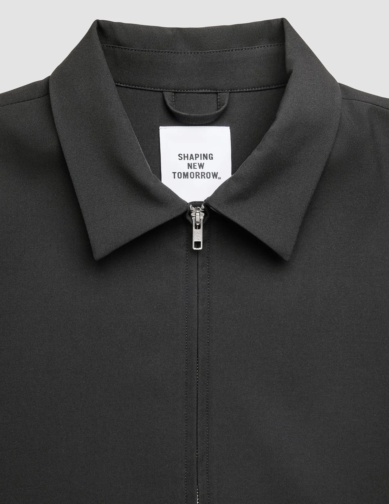 Ease Jacket Black