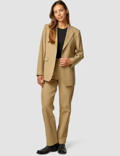Essential Blazer Caramel