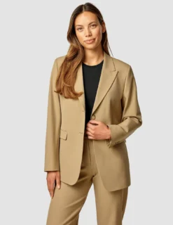 Essential Blazer Caramel