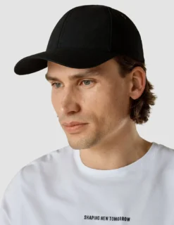 Essential Cap Black