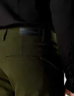 Essential Pants Regular Bavarian Green