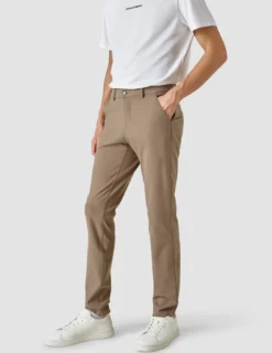 Essential Pants Slim Walnut