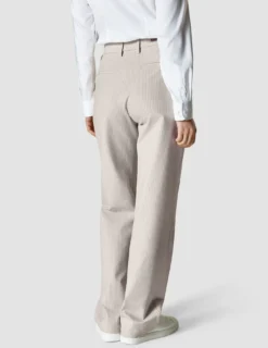 Essential Pants Straight Cream Latte