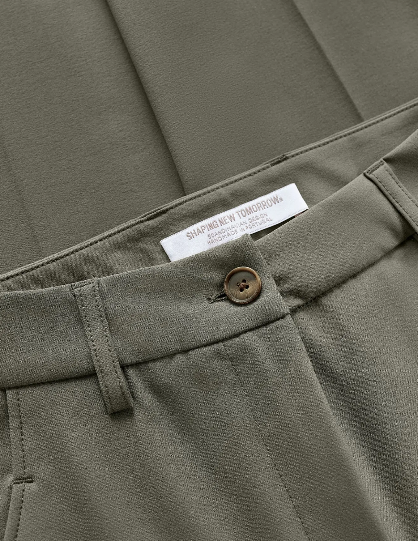 Essential Pants Straight Dark Olive