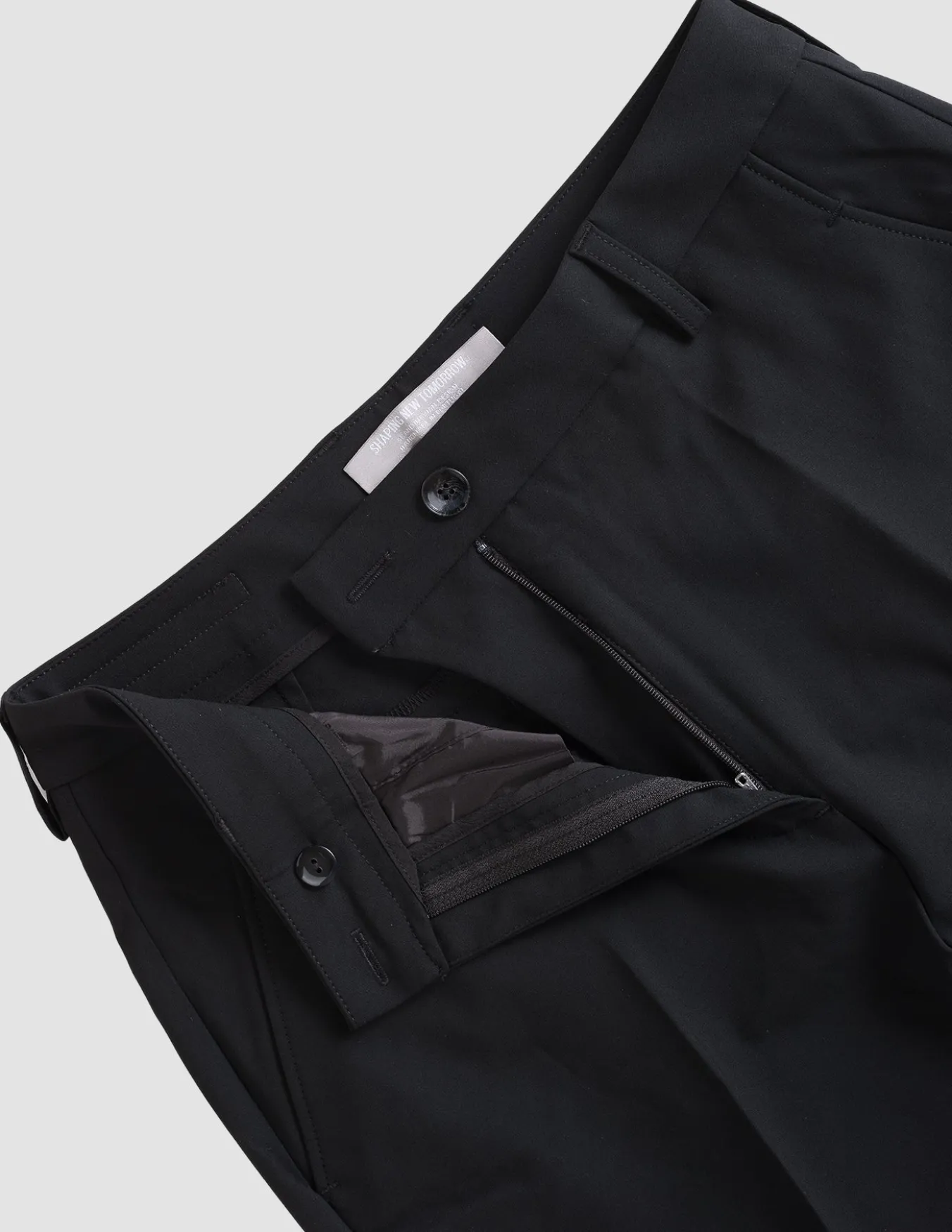Essential Pants Tapered Black