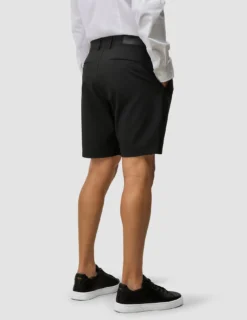 Essential Shorts Black