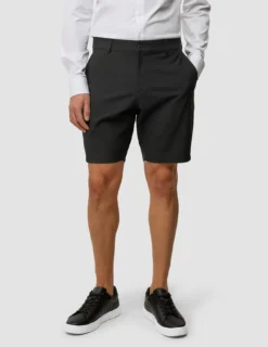 Essential Shorts Black