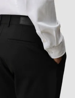 Essential Shorts Black