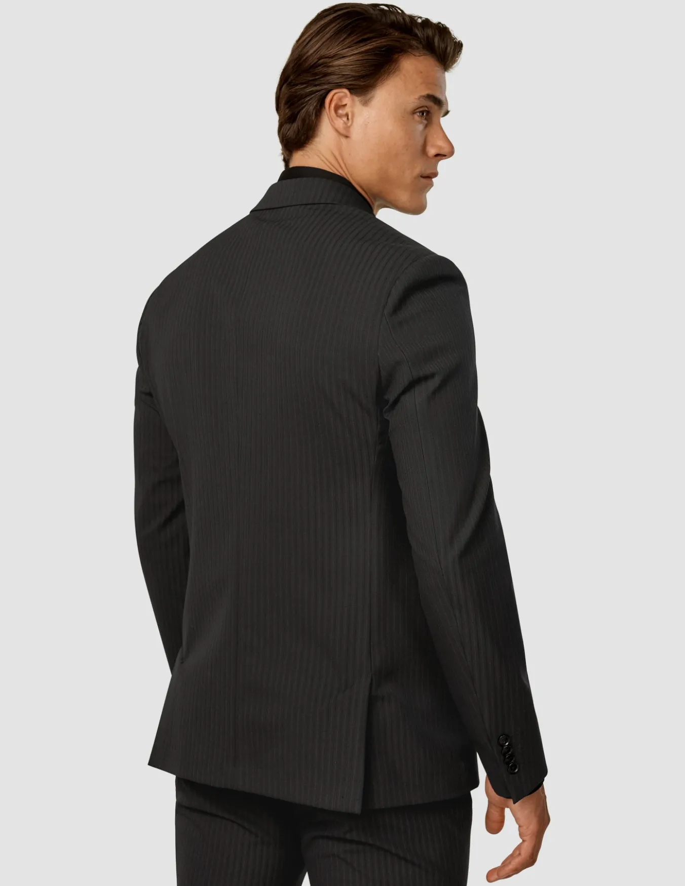 Essential Suit Asphalt Pinstripe
