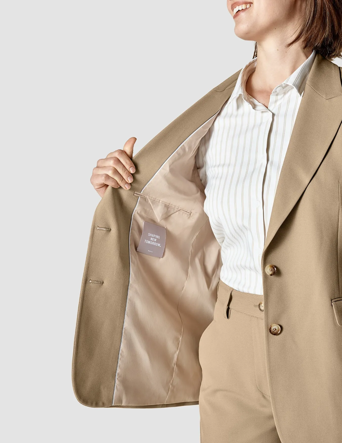 Essential Suit Straight Caramel