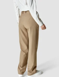 Essential Suit Straight Caramel