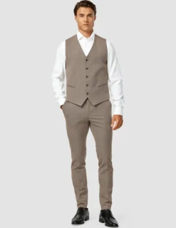 Essential Vest Almond