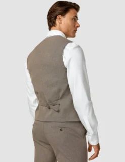 Essential Vest Almond