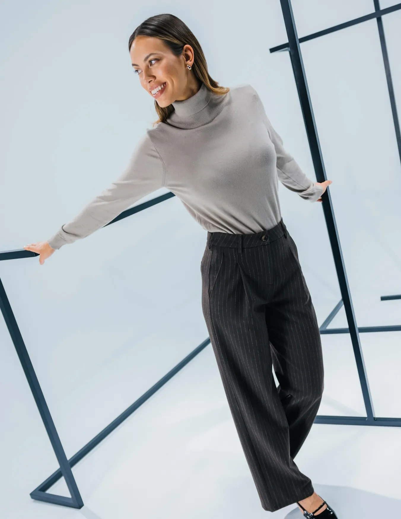 Fine Knit Turtleneck Dark Sand