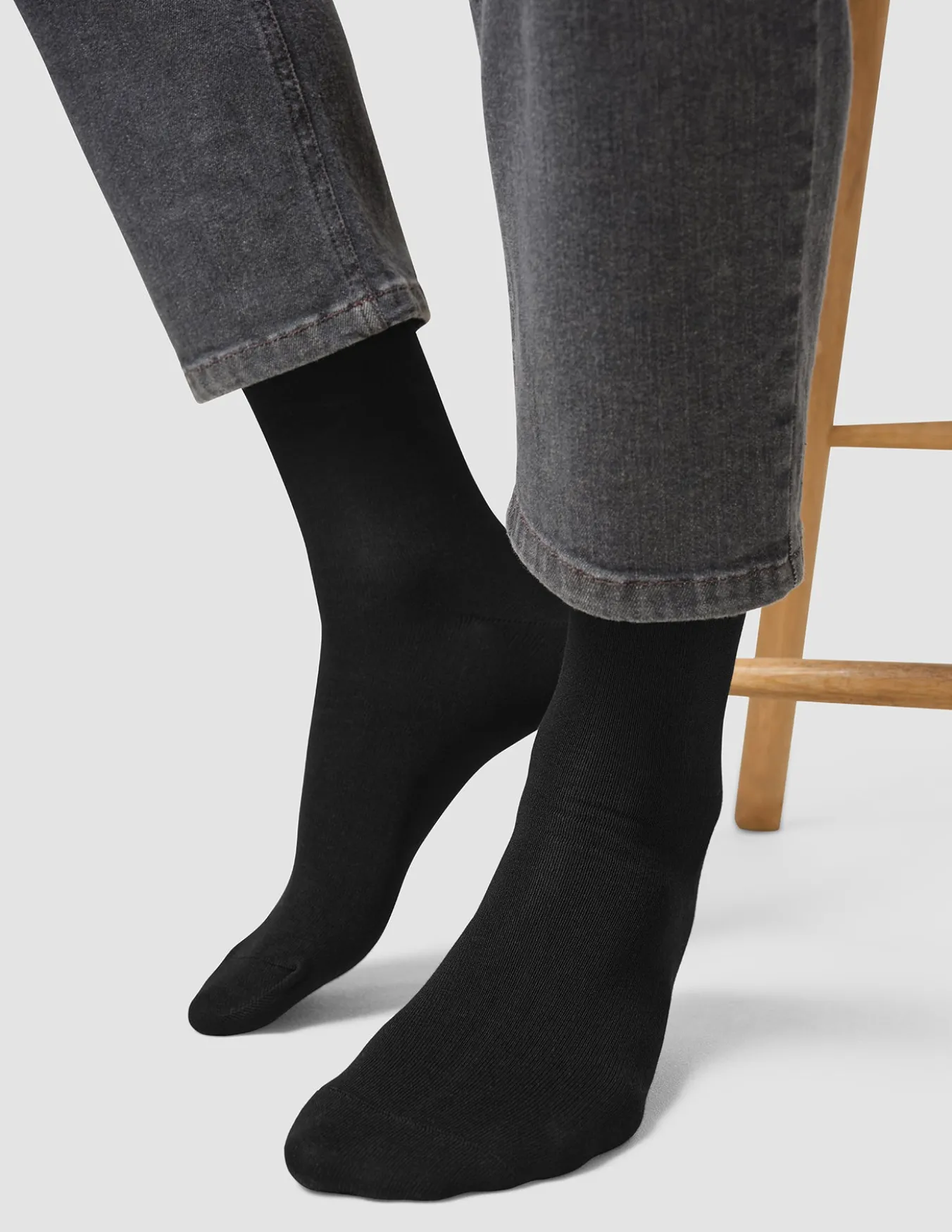 4 Pack Bamboo Viscose Socks Black