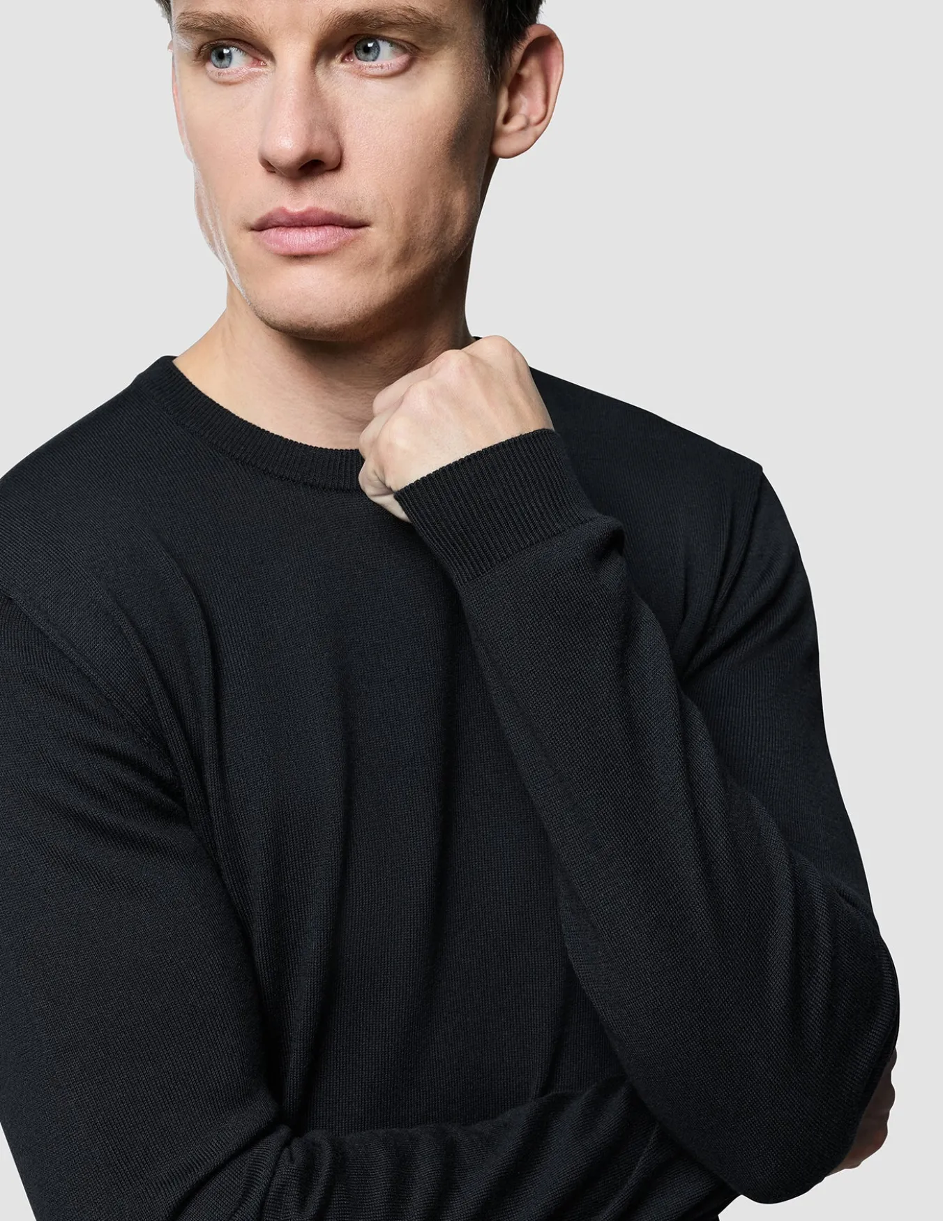 Seamless Core Knit Crewneck Black