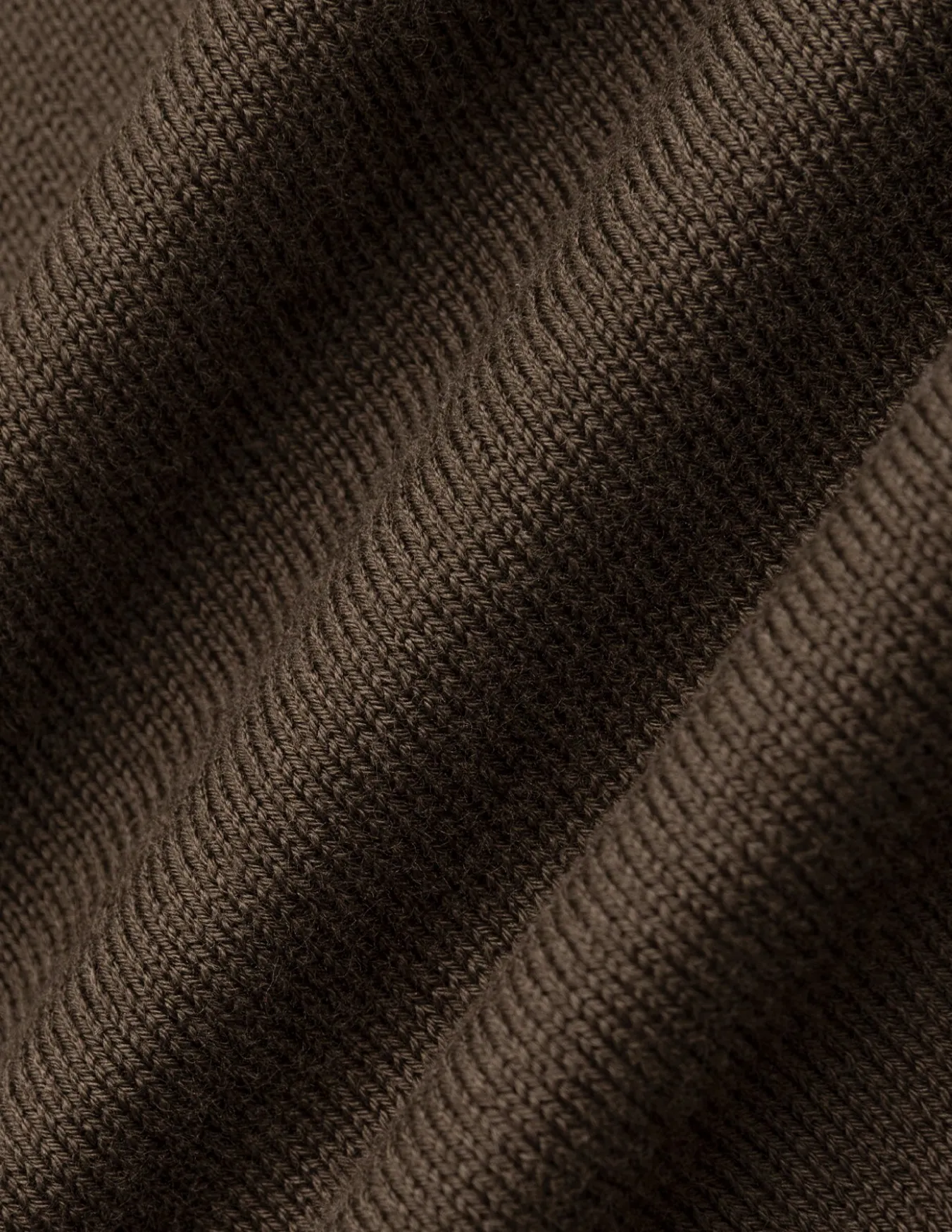 Seamless Core Knit Crewneck Dark Brown