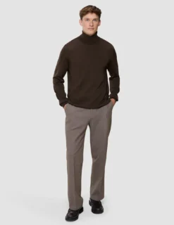 Seamless Premium Merino Knit Turtleneck Saddle Brown