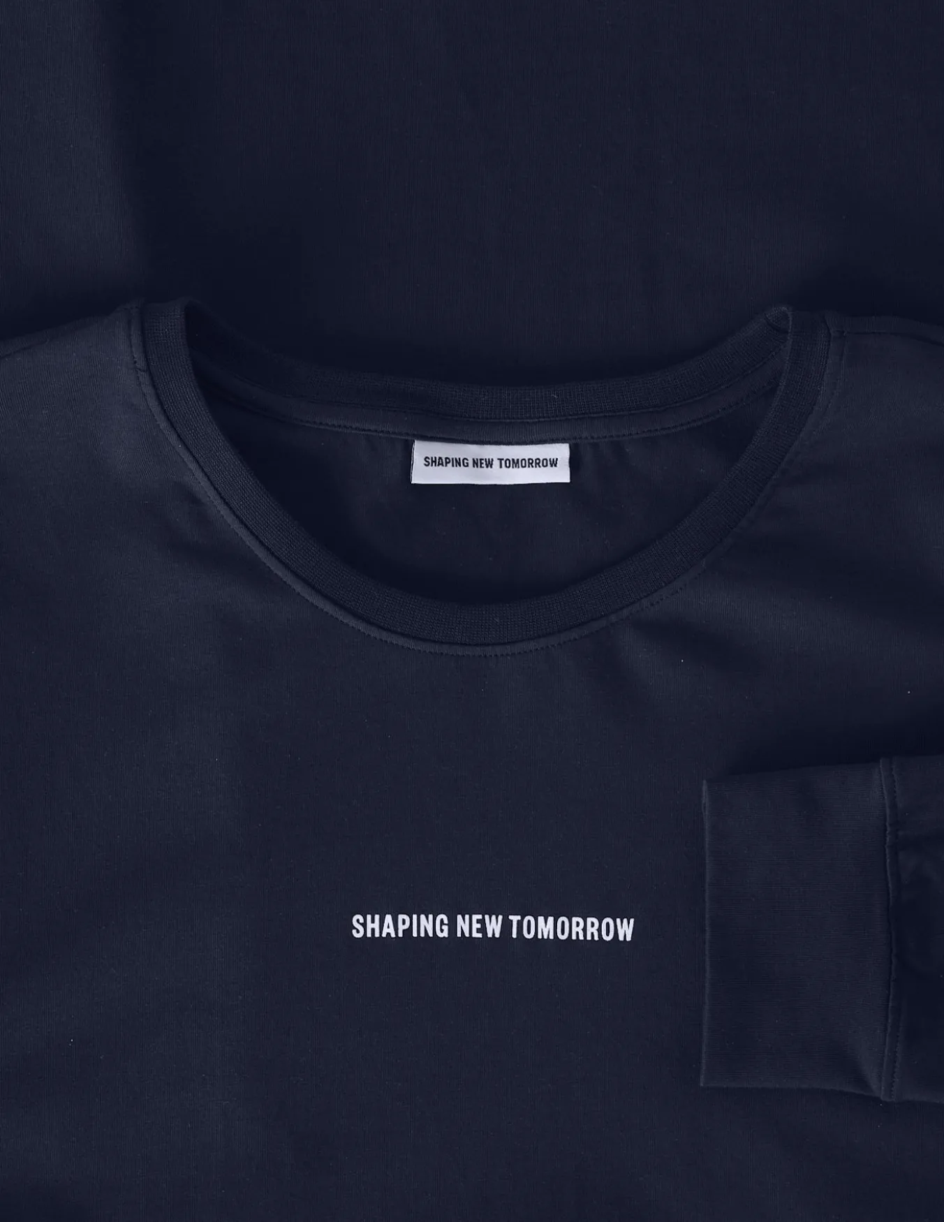Supima Autograph Long-Sleeved T-shirt Navy