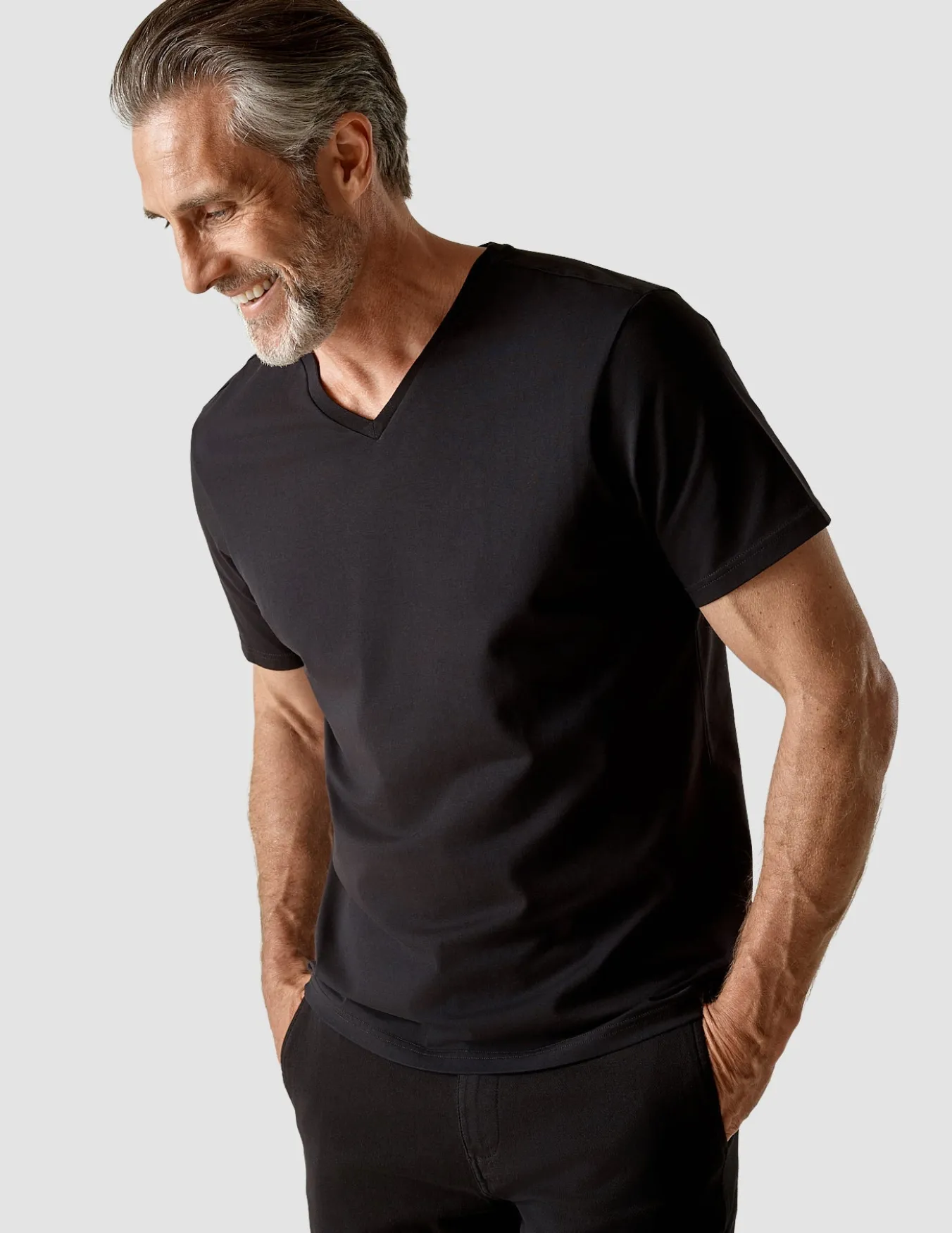 Supima T-shirt Black V-Neck