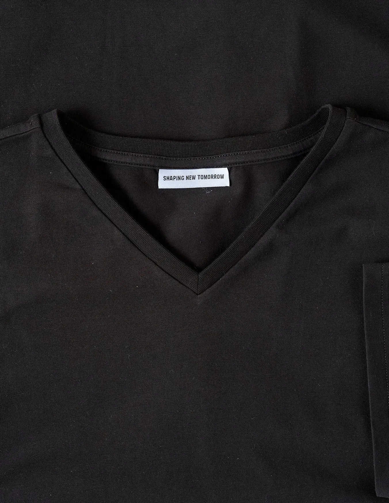 Supima T-shirt Black V-Neck