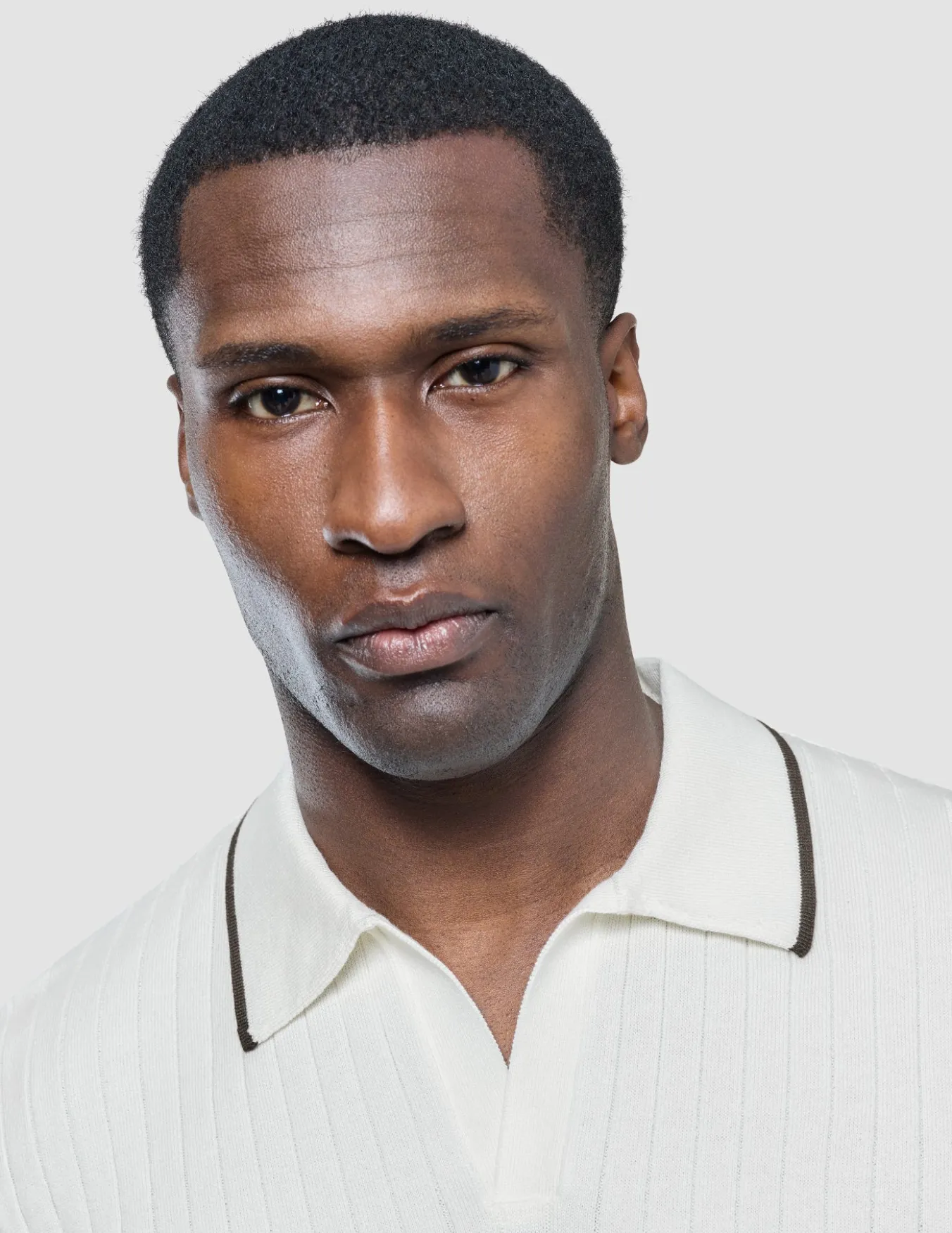 V-Neck Knit Short Sleeve Polo White
