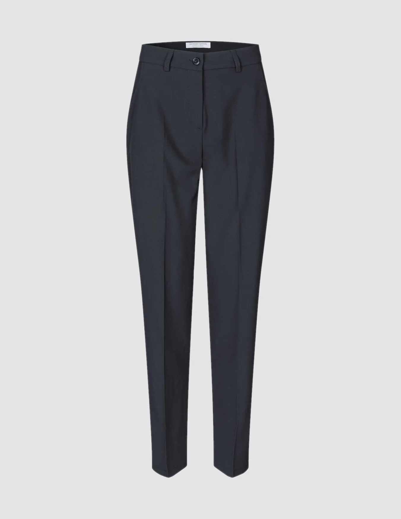 Women Ease Pants Tapered Black