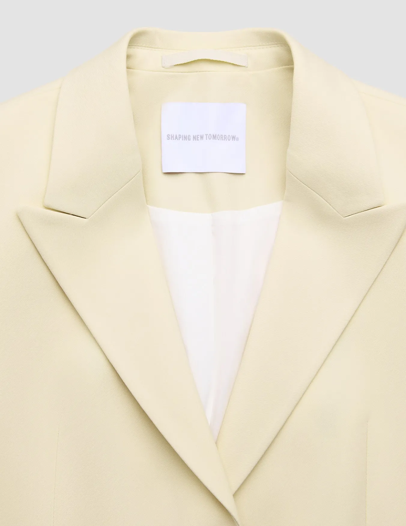 Women Essential Blazer Misty Yellow