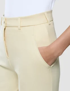 Women Essential Pants Tapered Misty Yellow