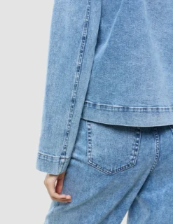 Women's Classic Denim Jacket Snow Blue Wash