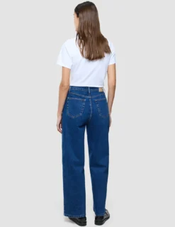 Women's Classic Jeans Relaxed Medium Blue