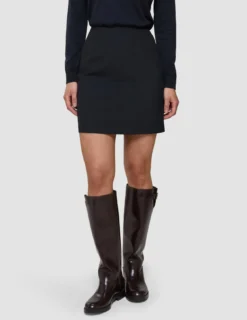 Women's Essential Short Skirt Black