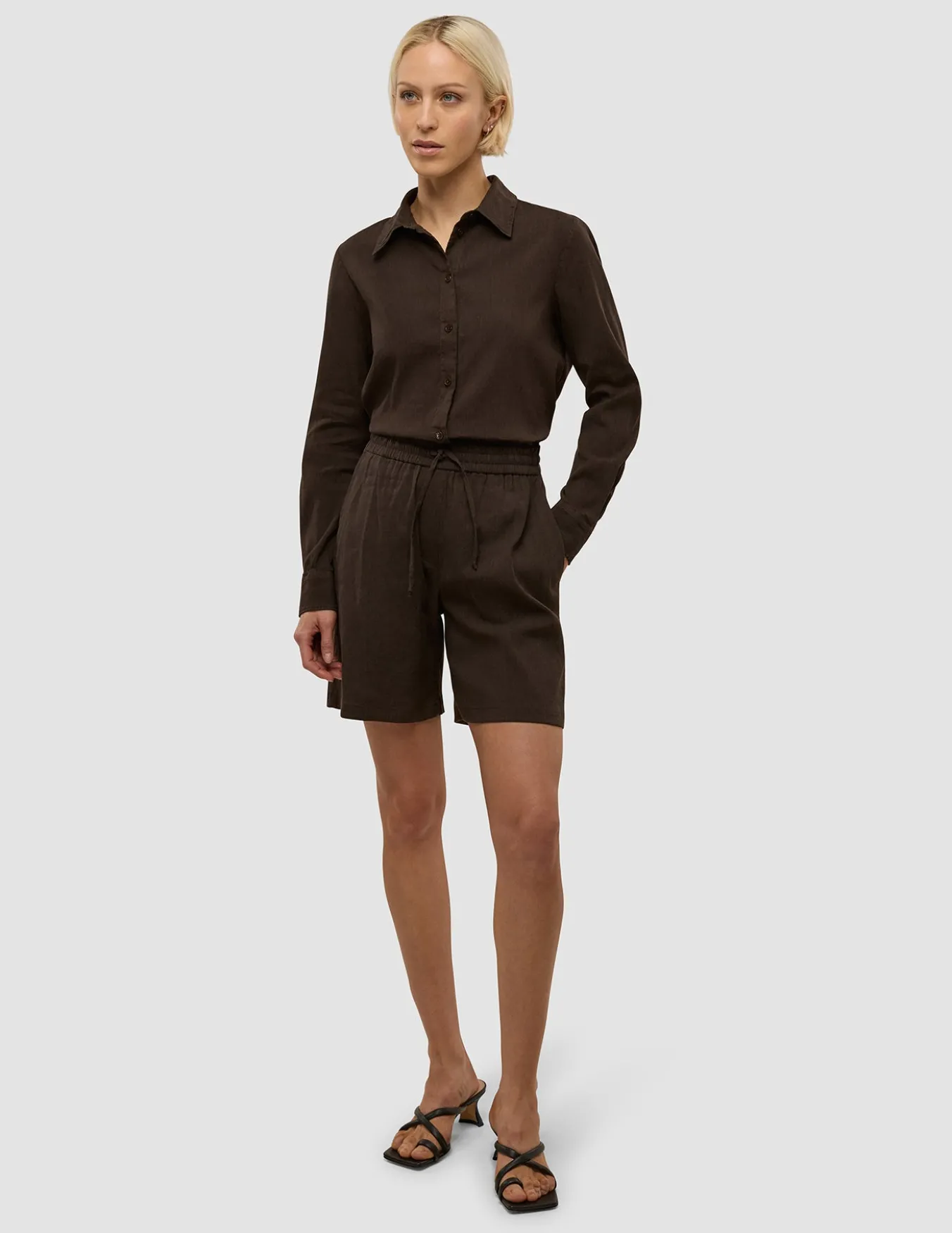 Women's Linen Shorts Relaxed Espresso